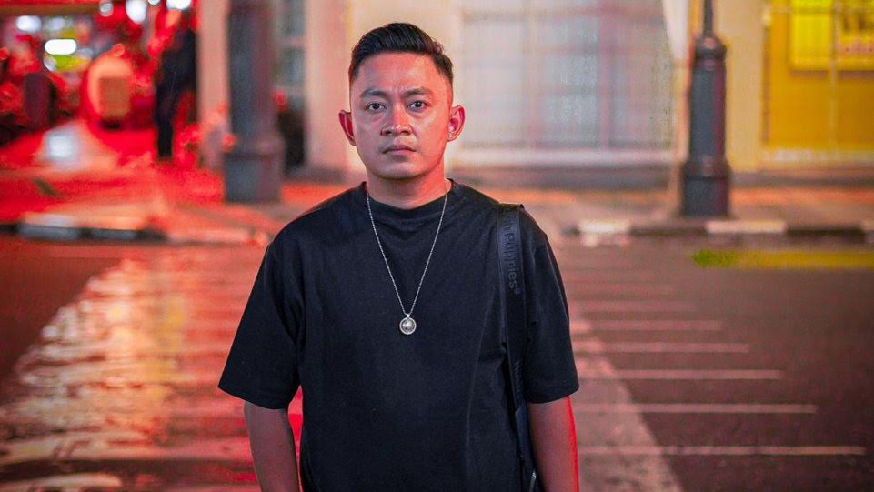 Octavian dari Penyanyi Kafe Meningkat ke Industri Musik Indonesia