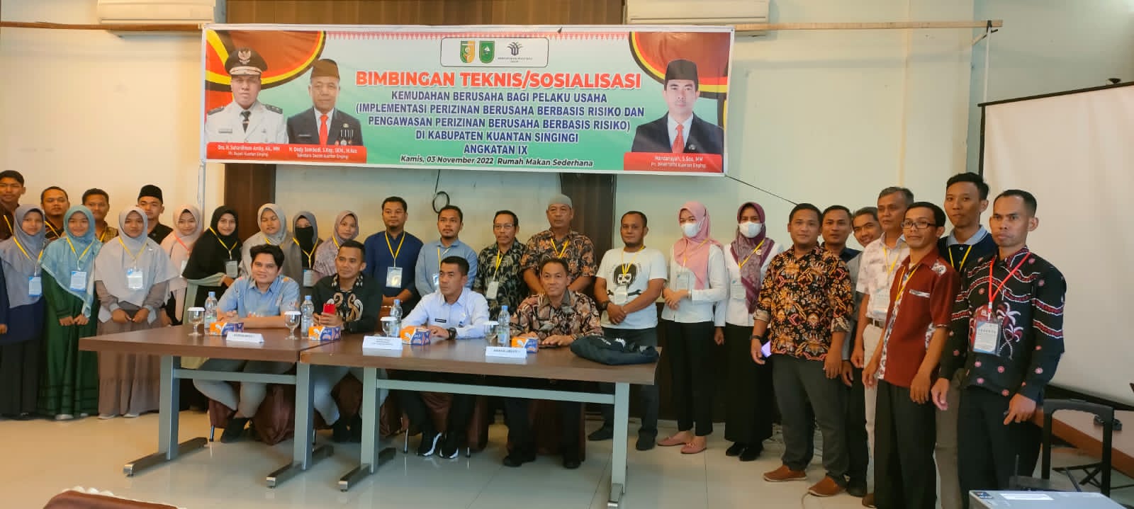 Berikan Kemudahan Bagi Pelaku Usaha  DMPTSP Naker Latih 46  Pelaku Usaha 