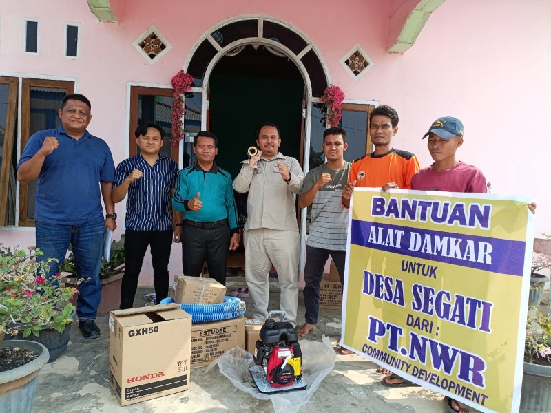 PT NWR Salurkan Bantuan Mesin Mini Striker untuk MPA untuk Pencegahan Karhutla