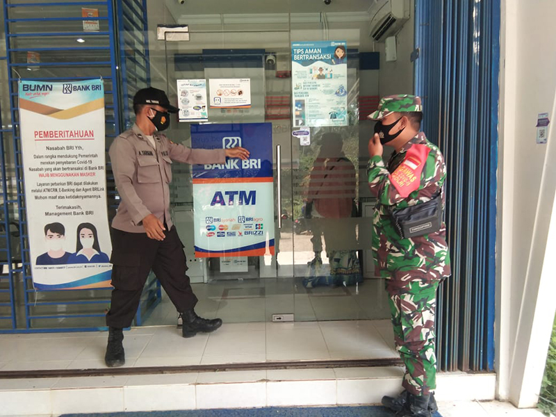 Polsek Kerumutan Laksanakan Patroli Gabungan untuk Jaga Keamanan Wilayah Binaan