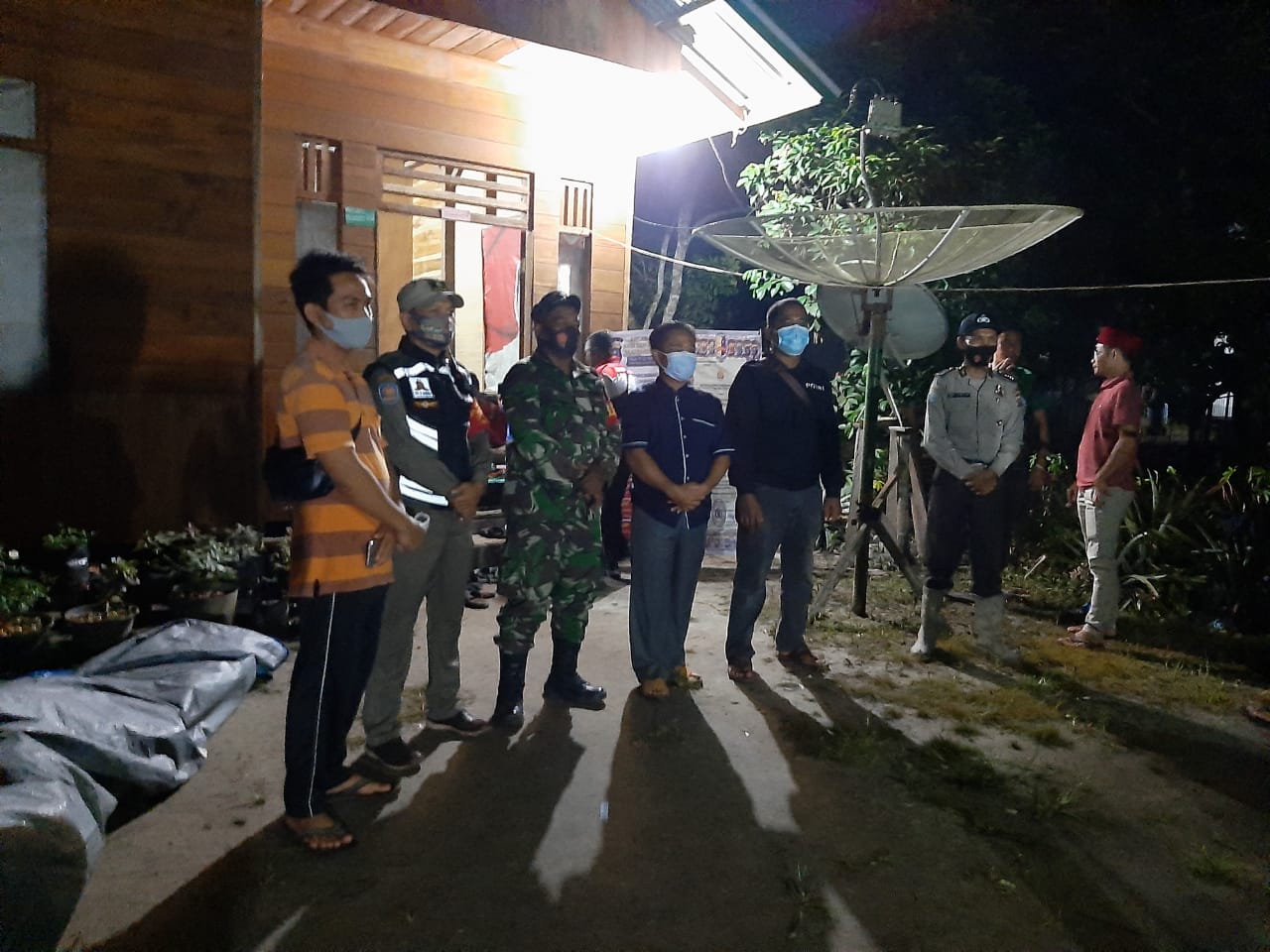 Kanit Binmas Polsek Teluk Meranti Periksa Kesiapan Protokol Kesehatan di Tempat Kampanye