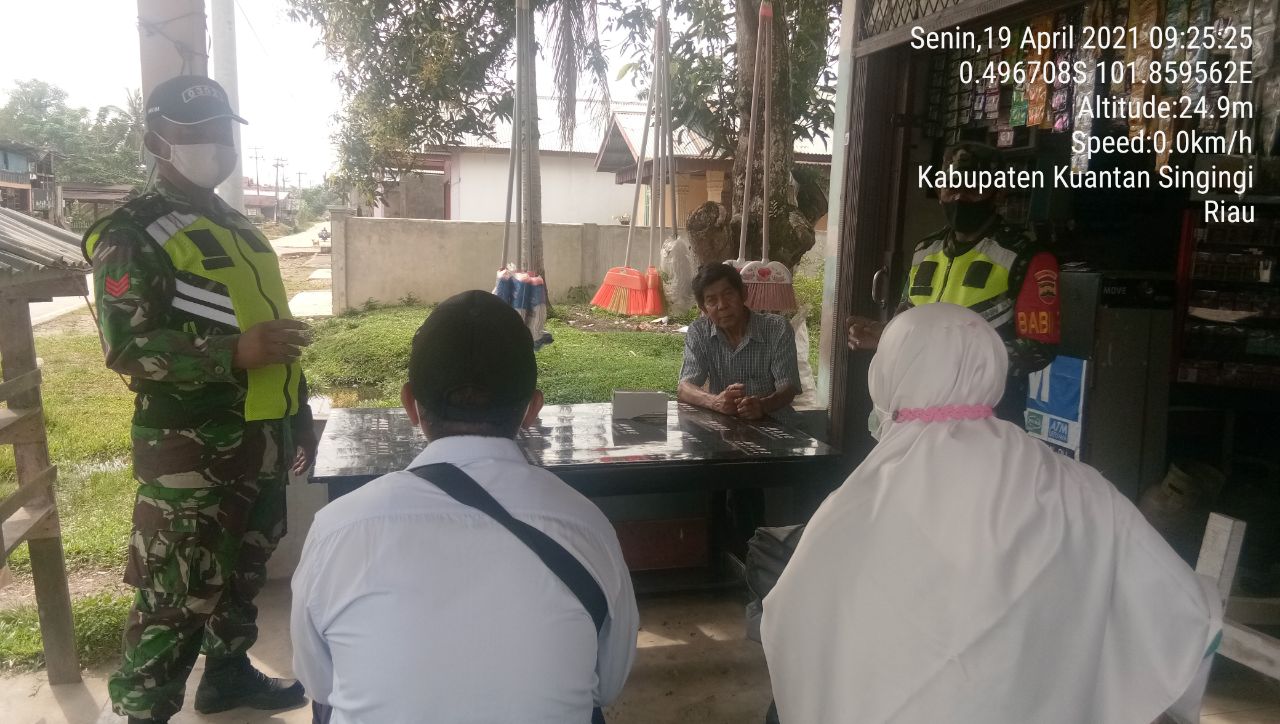 Penegakan Disiplin Protokol Kesehatan Oleh Babinsa Koramil  06/Cerenti