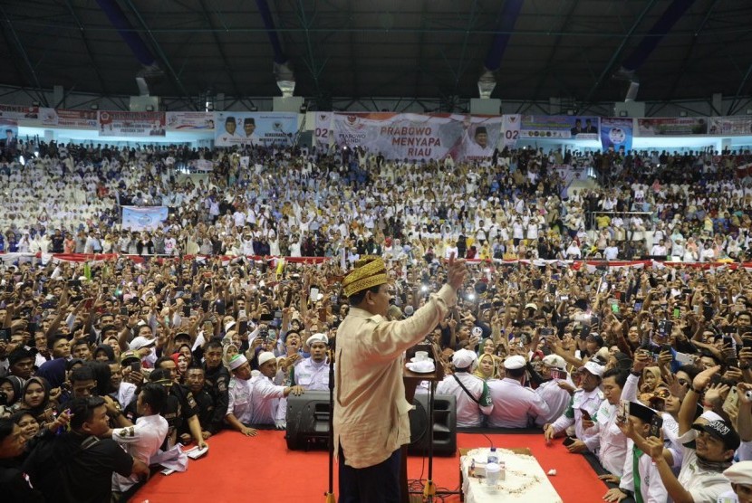 Di Hadapan Ribuan Warga Riau, Prabowo Bertekad Bentuk Pemerintahan Anti Korupsi 
