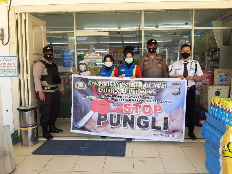 Polsek Ukui Sosialisasikan Saber Pungli dan Patroli C3 di Sejumlah Layanan Publik