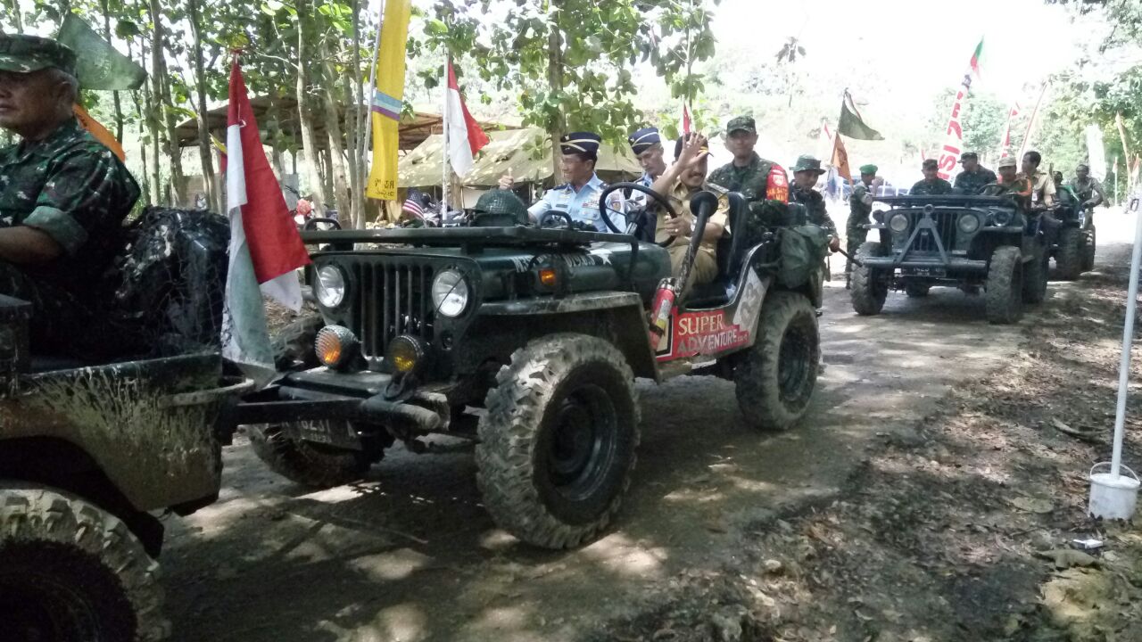 Komunitas Jeep Willys Mitra Kodim 0718/Pati