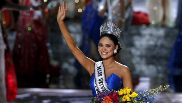 Miss Filipina Dinobatkan Sebagai Miss Universe 2015