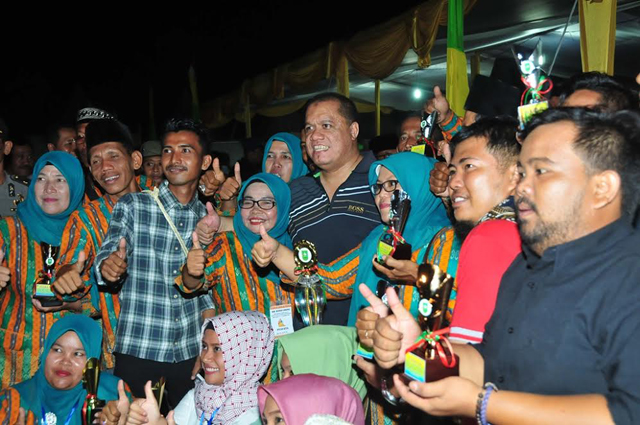 Bupati Yopi Diminta Pimpin Kontingen Riau Menuju PENAS 2017