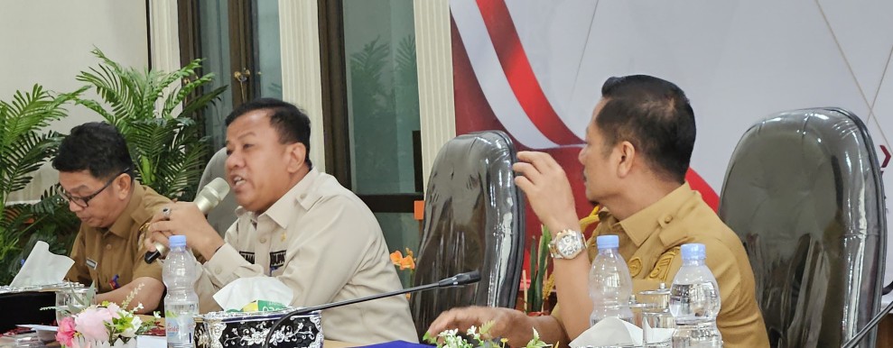Di sela Rakor Pemkab Kuansing;  Bupati Delegasikan 11 Kewenangan Pada Wabup