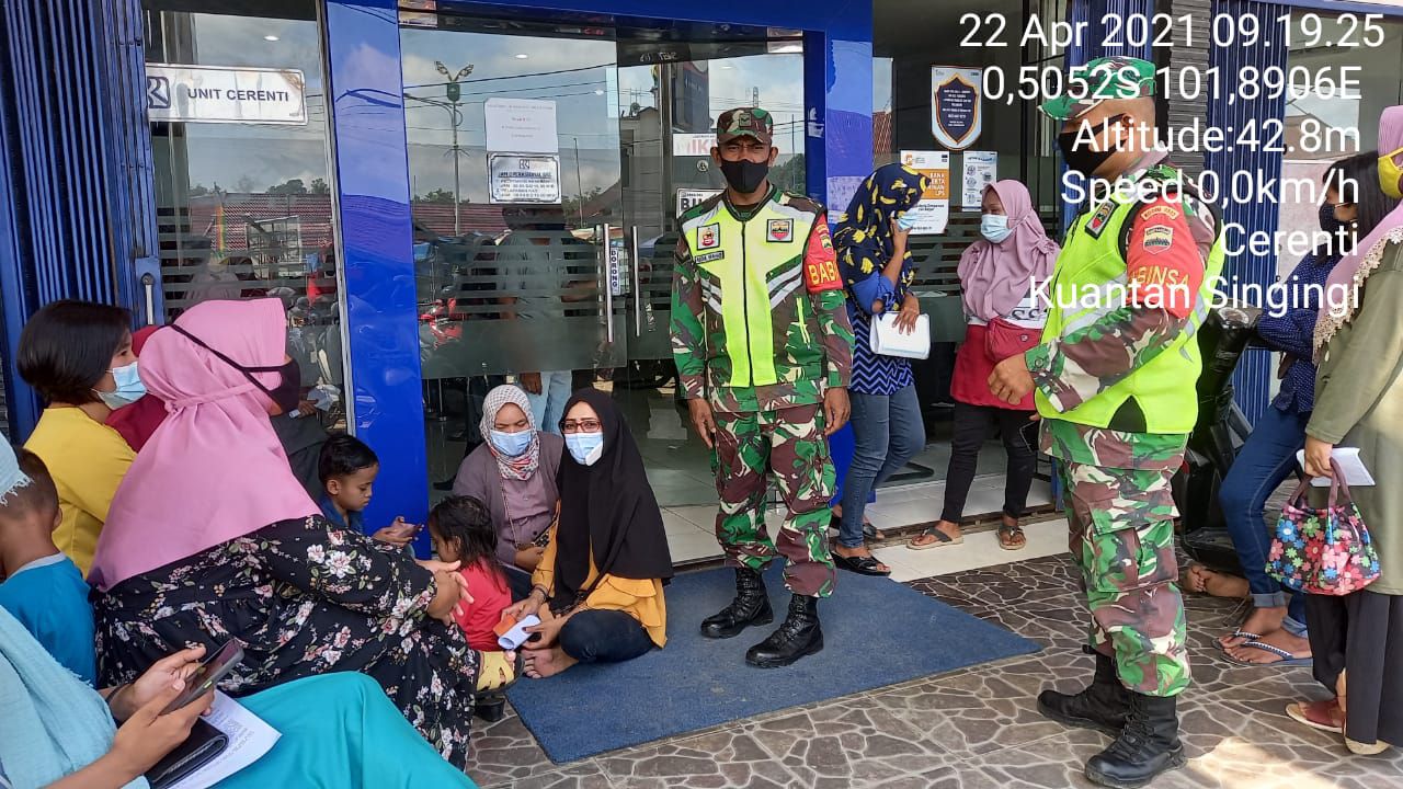 Sambangi Warga Binaan,babinsa Koramil 06/Cerenti Dim 0302/Inhu Himbau Warga Patuhi Prokes Covid-19