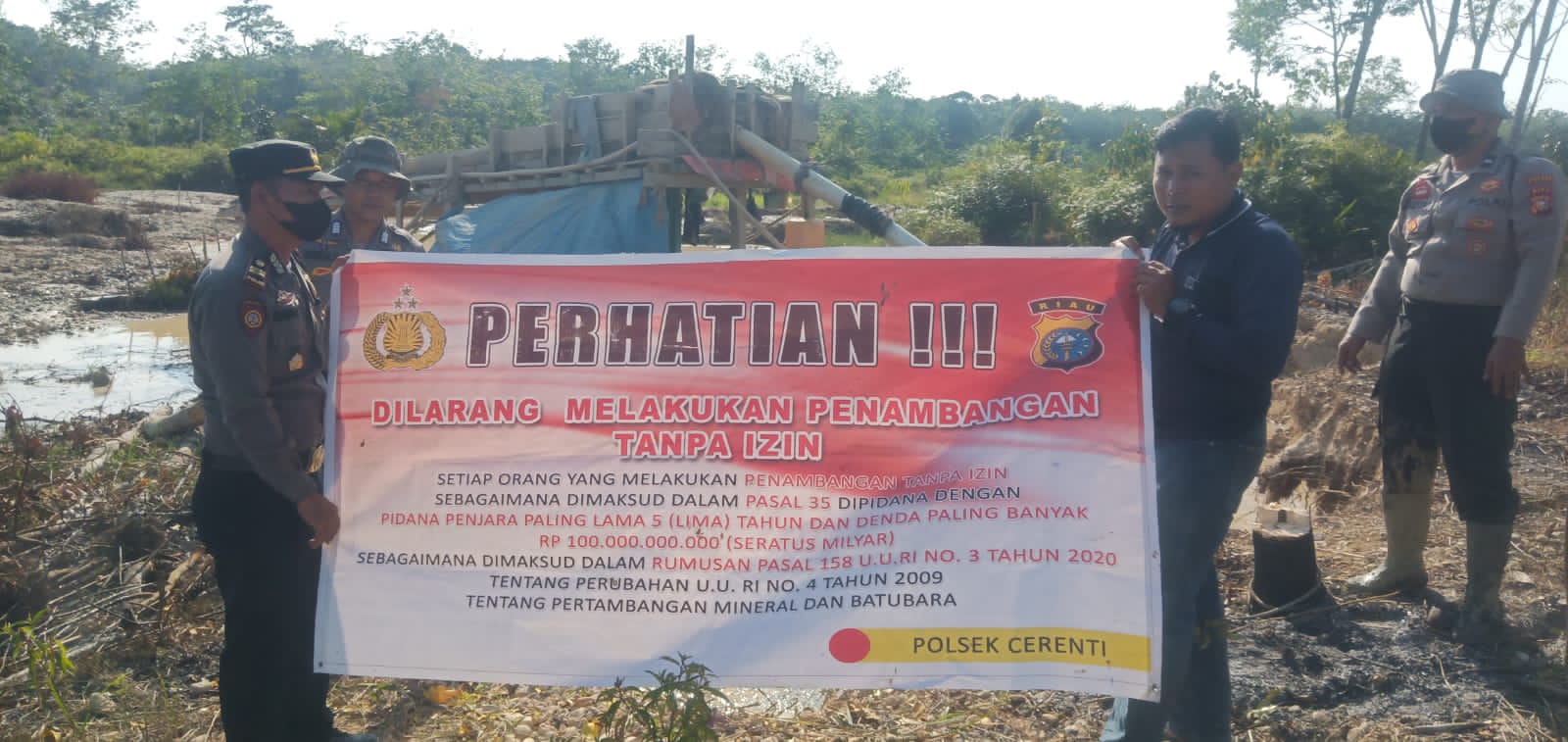 Kapolsek Cerenti dan Anggotanya Lakukan Penertiban Penambangan Emas Tanpa Izin ( PETI ), Pelaku Berhamburan Kabur Saat Petugas Datang