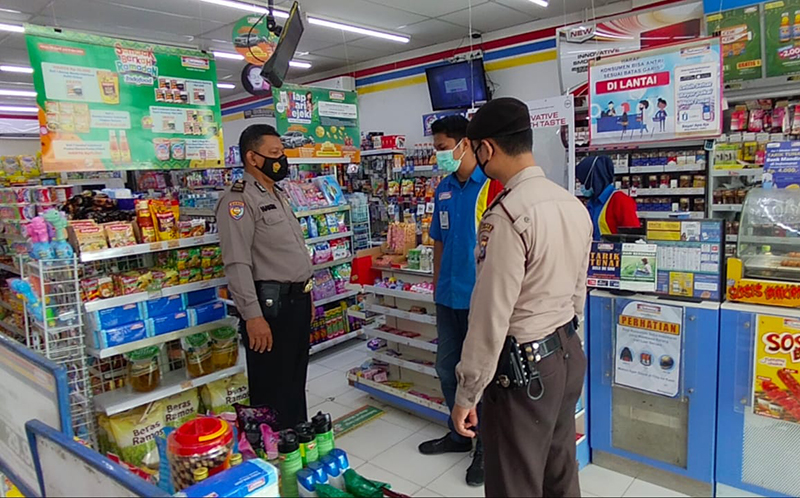 Polsek Pangkalan Kerinci Gelar Patroli C3, Petugas Sisir Pusat Keramaian