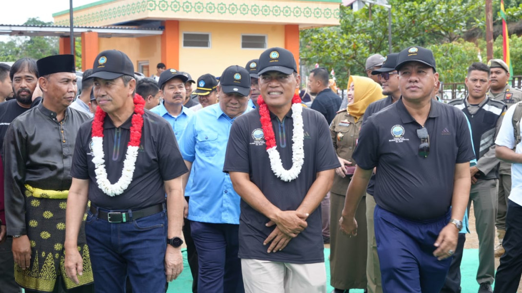 Buka Kejurnas Dayung  Gubernur Syamsuar Janji Akan Benahi Kebun Nopi