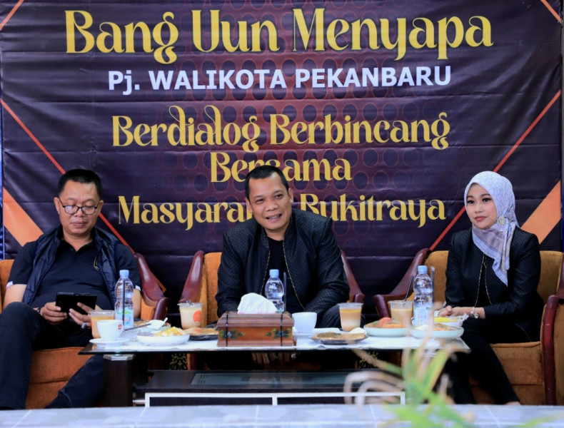 Bang Uun Sampaikan Komitmen untuk Perjuangkan Pelayanan Dasar di Pekanbaru kepada Warga Bukit Raya