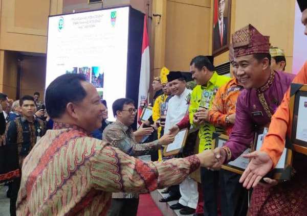 Pekanbaru Raih Penghargaan Kota Sehat di Indonesia
