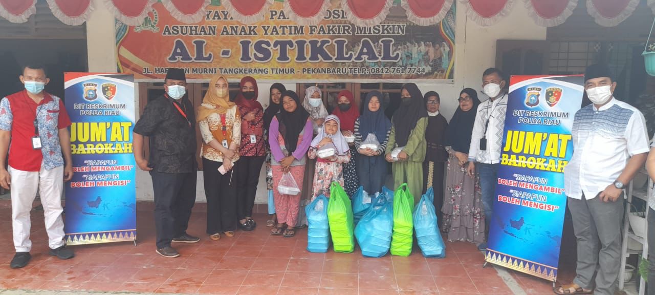 Dua Panti, Satu Masjid dan Kaum Dhuafa Jalanan Disasar Tim Jumat Barokah Ditkrimum Polda Riau