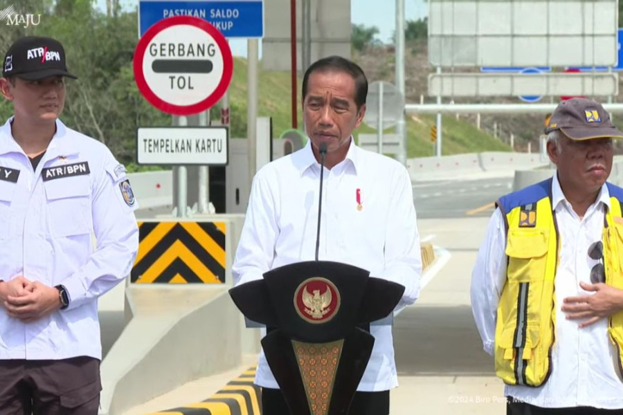 Presiden Jokowi Resmikan Jalan Tol Bangkinang-XIII Koto Kampar