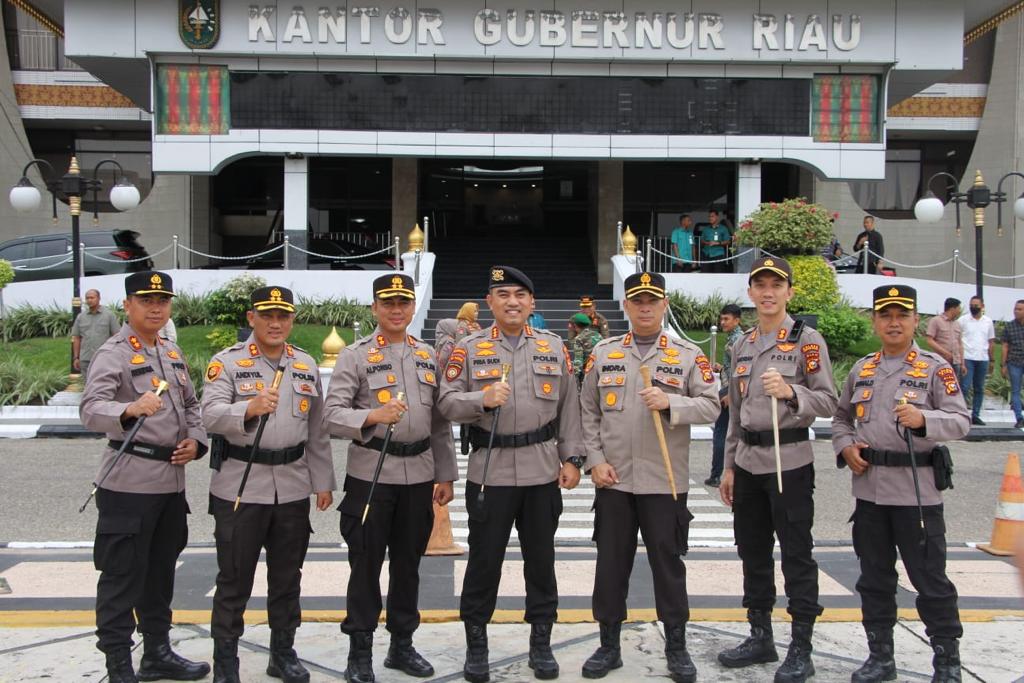 Kapolres Bengkalis AKBP Indra Wijatmiko Hadiri Upacara Hari Juang TNI AD ke-77