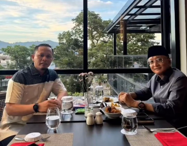 Wali Kota Pekanbaru Susul Menteri PUPR ke Padang, Prioritaskan Jembatan Siak V dan Jalan 70