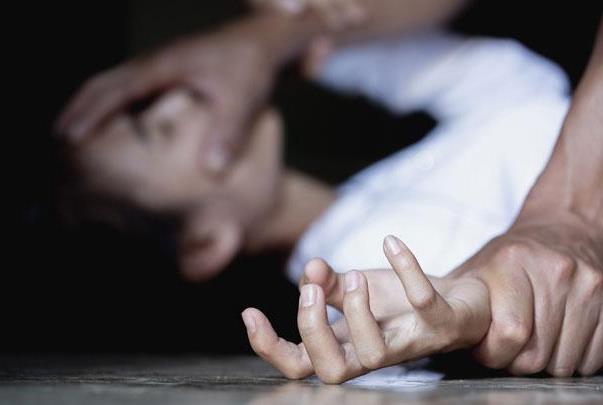 Miris... Siswi SMA Jadi Budak Nafsu Gurunya Selama 3 Tahun, Videonya Tersebar di Medsos