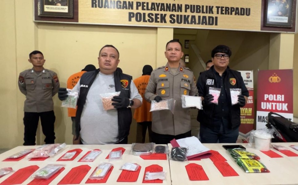 Polsek Sukajadi Tangkap Mahasiswa dan Bandar Narkoba, Sita 2.500 Butir Ekstasi dan 400 Gram Sabu