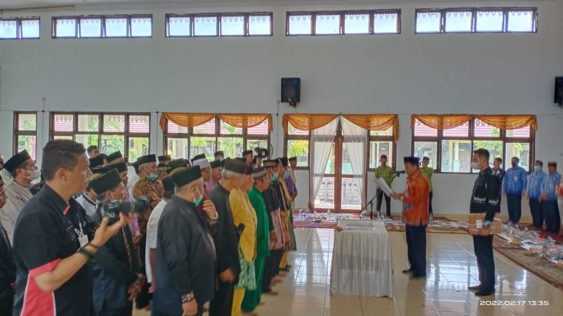 Suhardiman Minta Peranserta Pemangku Adat Bangun Daerah