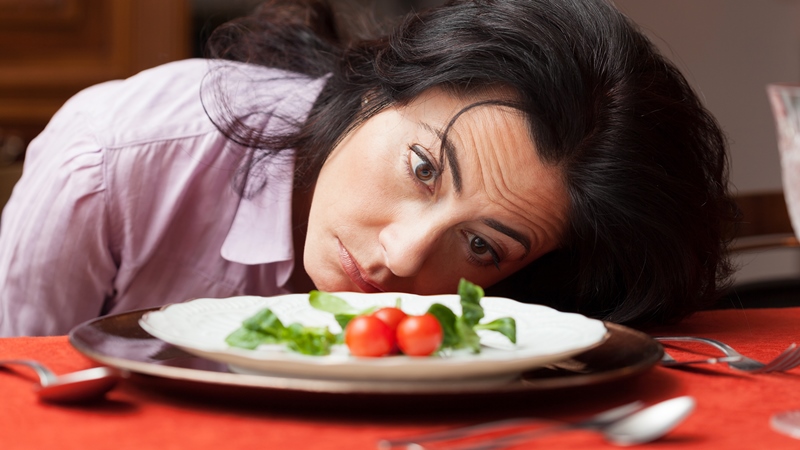 Mau Dietmu Berakhir Sukses? Hindari 5 Hal Ini Saat Makan Siang