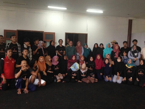 Berkunjung ke Suku Teater Riau, Ini Kata Kepala Balai Bahasa Provinsi Riau