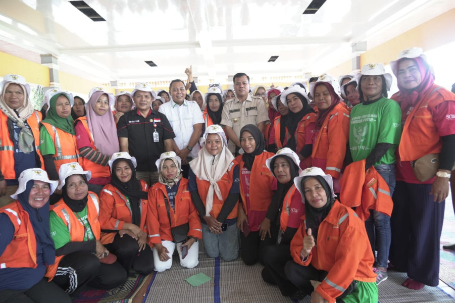 Berhasil Bersihkan Teluk Kuantan  Pasca Pacu Jalur  