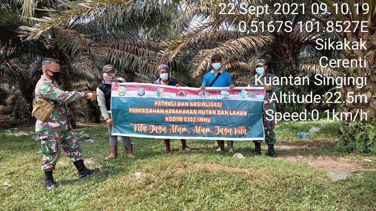 Cegah Kebakaran Hutan Secara Dini, Kopda Irwan Anggota Koramil 06/Cerenti Kodim 0302/Inhu Patroli Karhutla di Sikakak
