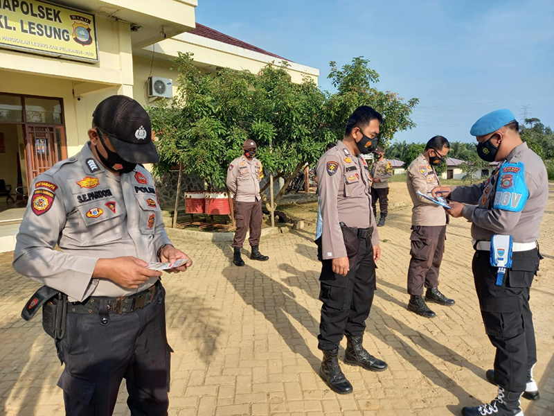 Polsek Pangkalan Lesung Lakukan Pengecekan Administrasi Personel