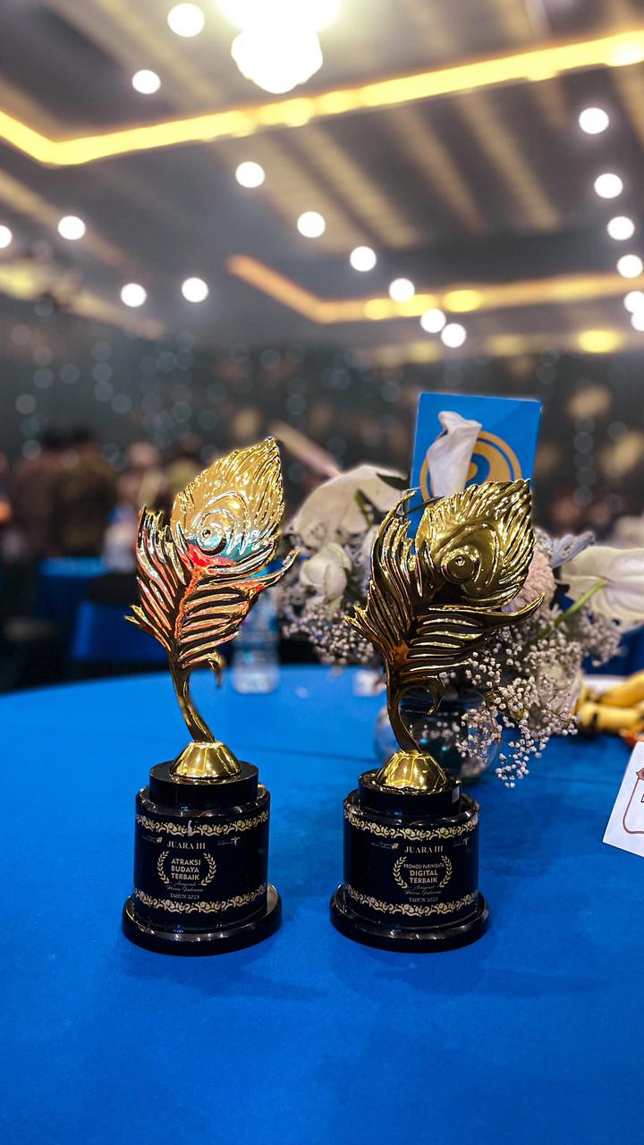 Berkat Support Bupati  Kuansing Raih 2 Penghargaan Anugerah Pesona Indonesia