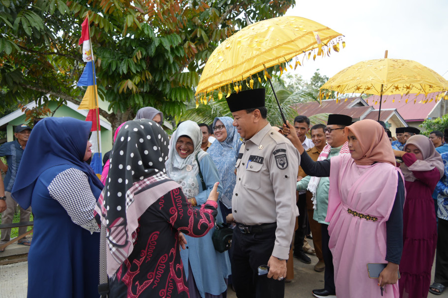 Jalannya Di Aspal, Warga Desa Sikijang Gelar Syukuran;  Ninik Mamak Sebut Suhardiman Pahlawan Warga Sikijang