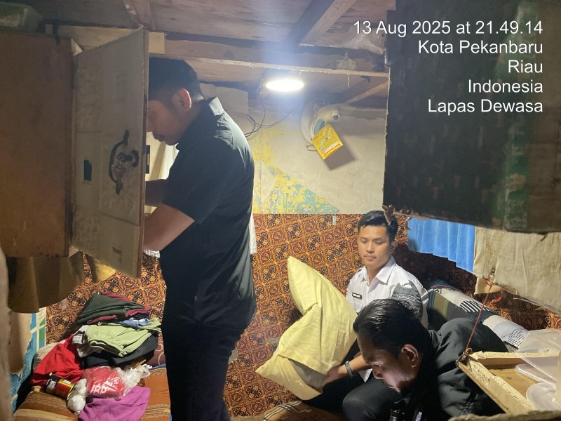 Lapas Pekanbaru Gelar Razia Rutin, Amankan Barang Terlarang di Kamar Warga Binaan