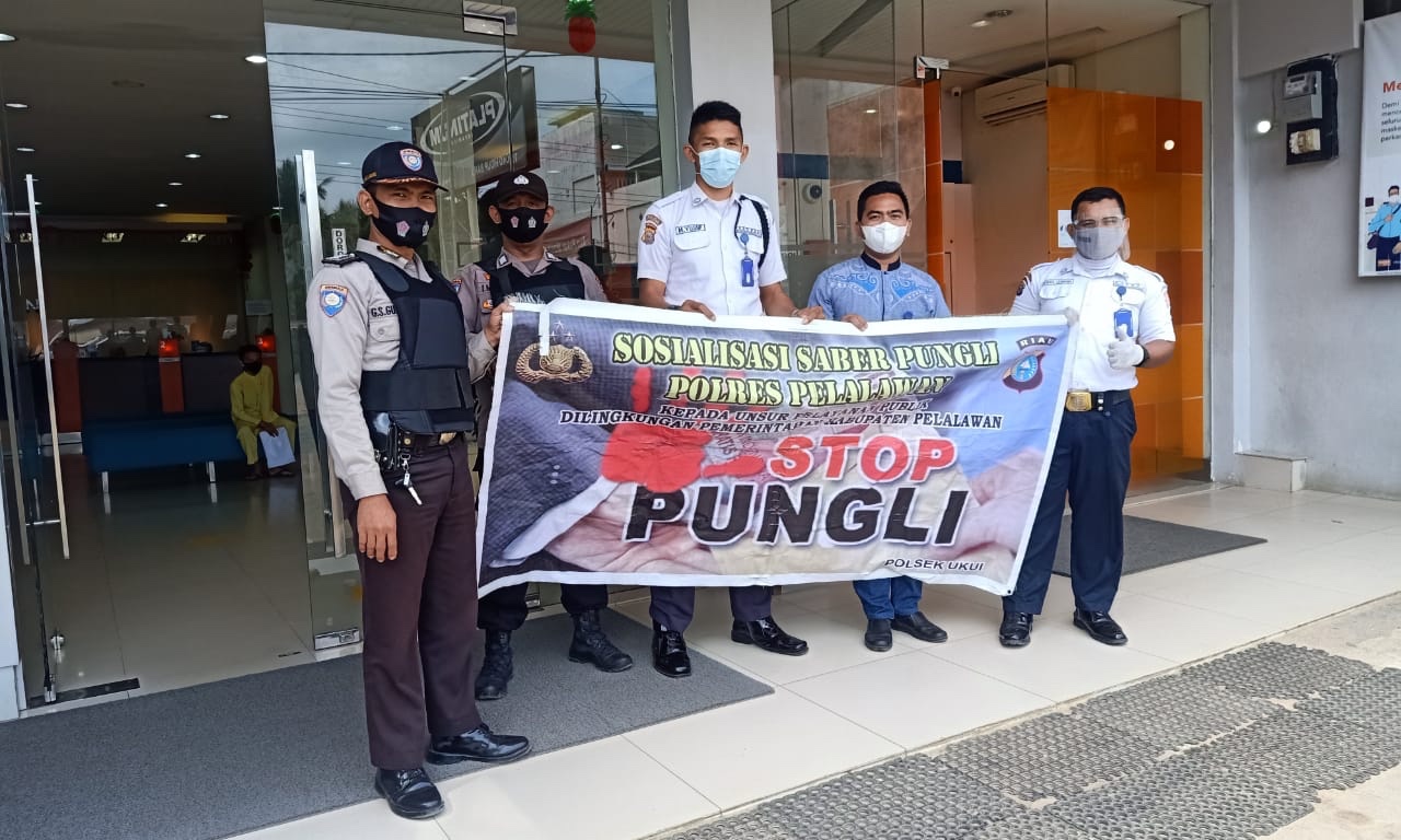 Polsek Ukui Terus Sosialisasikan Sapu Bersih Pungutan Liar