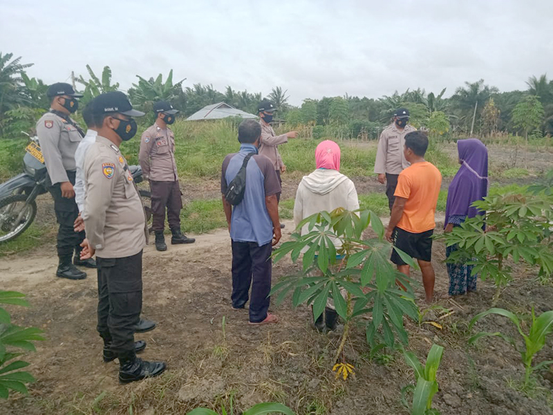 Polsek Kerumutan Pantau Program Kampung Tangguh di Kelurahan Kerumutan