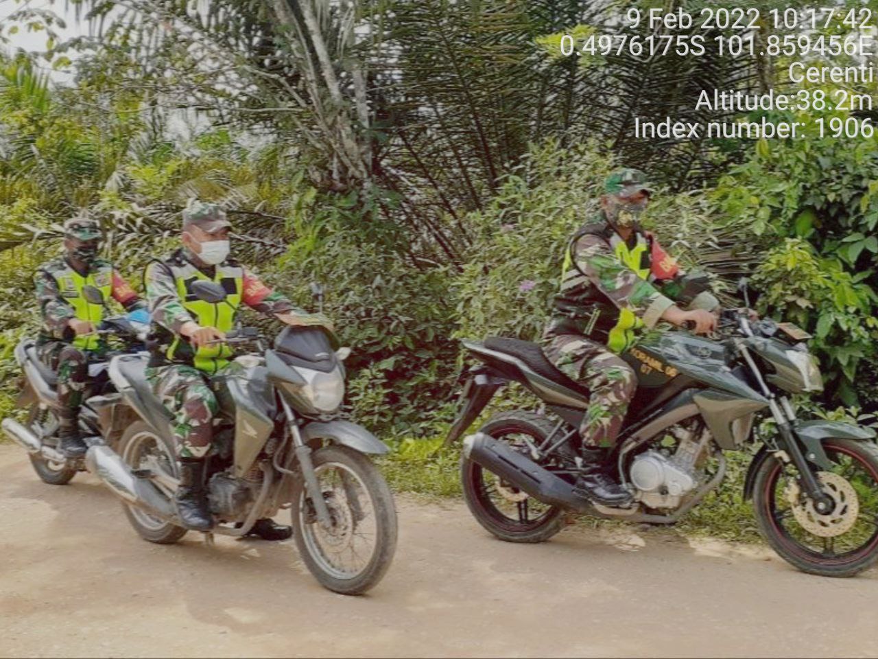 Babinsa Koramil 06/Cerenti Kodim 0302/ Inhu Laksanakan Patroli Untuk Cegah Kebakaran Hutan Dan Lahan di Pulau Panjang Cerenti