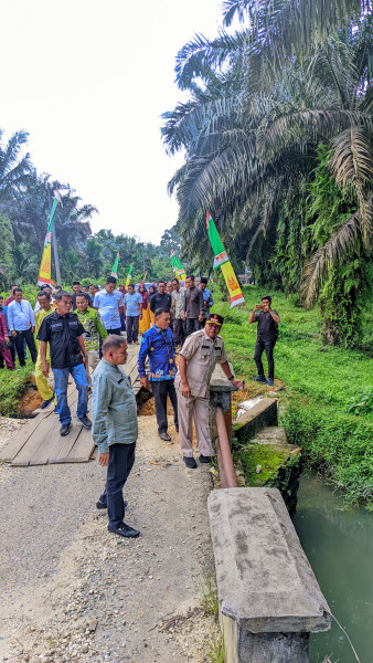 Setelah Di Tinjau;  Bupati Suhardiman Pastikan Jembatan Geringging Baru Di Bangun Kembali