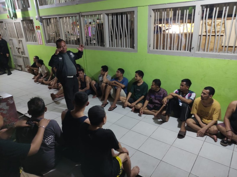 Razia Gabungan Lapas Pekanbaru, Kamar Warga Binaan Digeledah Jelang Idulfitri