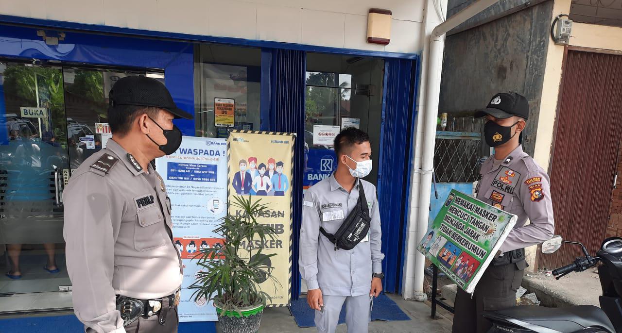 Polsek Bandar Sei Kijang Gelar Operasi Yustisi di Swalayan dan Perbankan