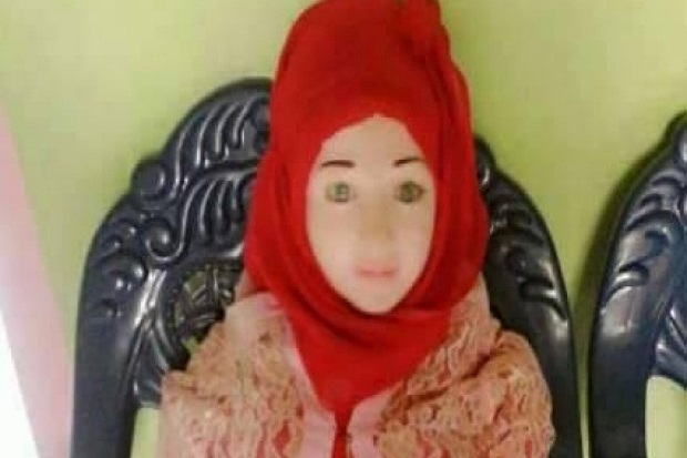 Geger! Dikira Malaikat Turun dari Surga Saat Gerhana, Ternyata Boneka Seks