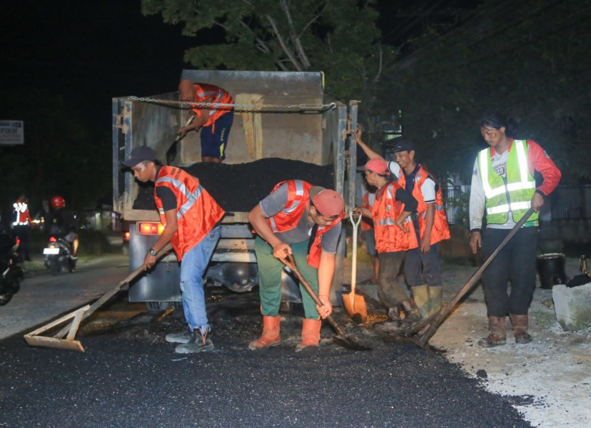 Jelang Mudik Lebaran, Pemko Pekanbaru Prioritaskan Perbaikan Jalan dengan Tambal Sulam
