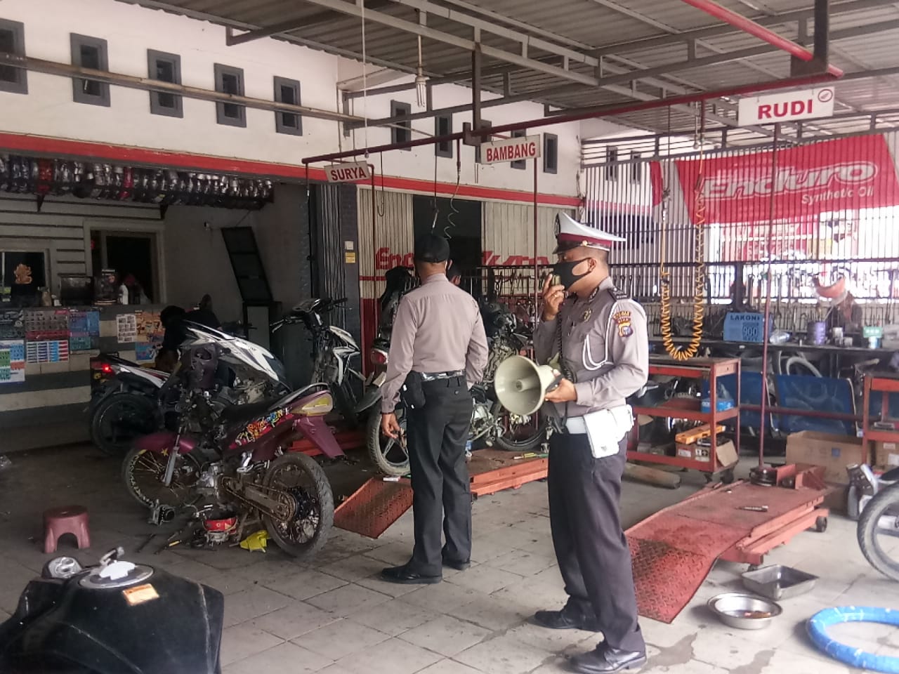 Pantau Kepatuhan Prokes Warga, Polsek Pangkalan Kuras Adakan Operasi Yustisi