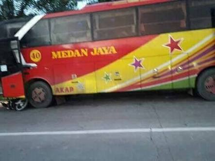 Kecelakaan Maut, Bus Medan Jaya Menabrak Ibu Dan Anak Hingga Tewas