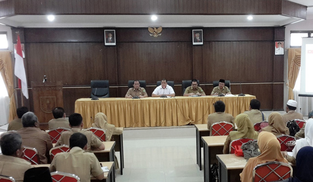 Bupati Yopi Kumpulkan Kepala SMP dan MTs se-Inhu, Ada Apa?