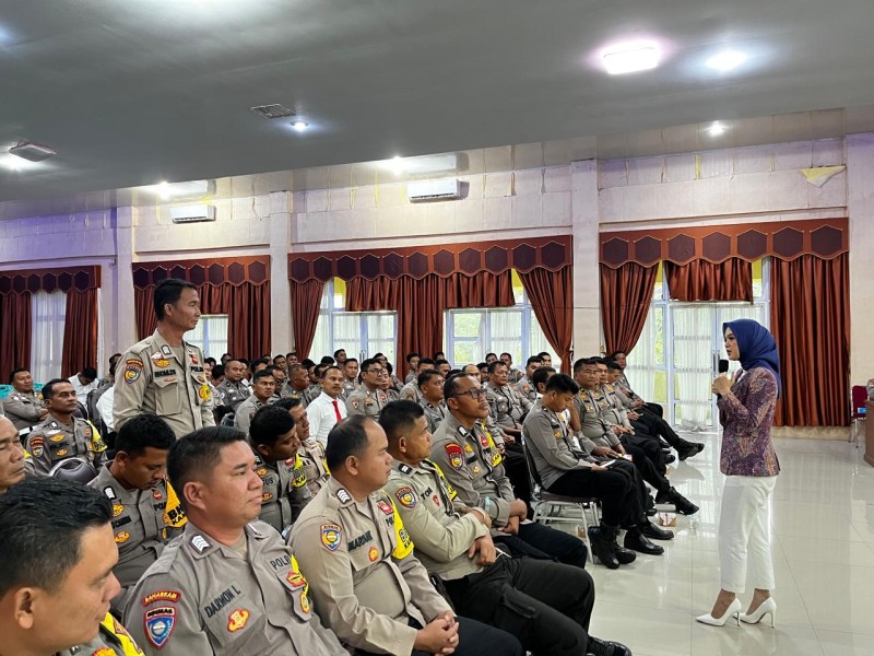 Polres Kuansing Gelar Pelatihan Public Speaking Dukung Program Green Policing