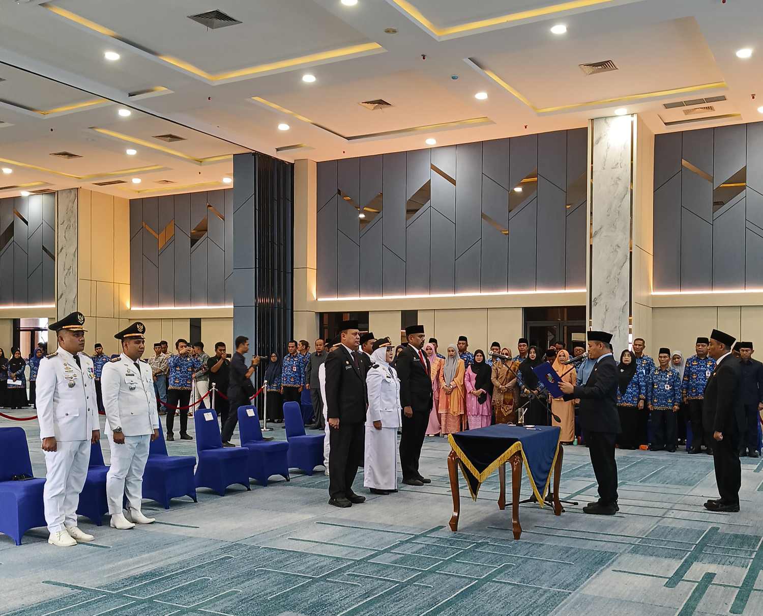 Wako Pekanbaru Lantik 7 Pejabat Termasuk Kadis Kominfo dan 4 Camat