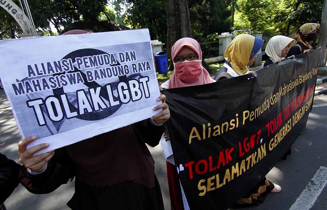Indonesia Darurat Bahaya LGBT, Sembilan Hal Ini Membuktikannya
