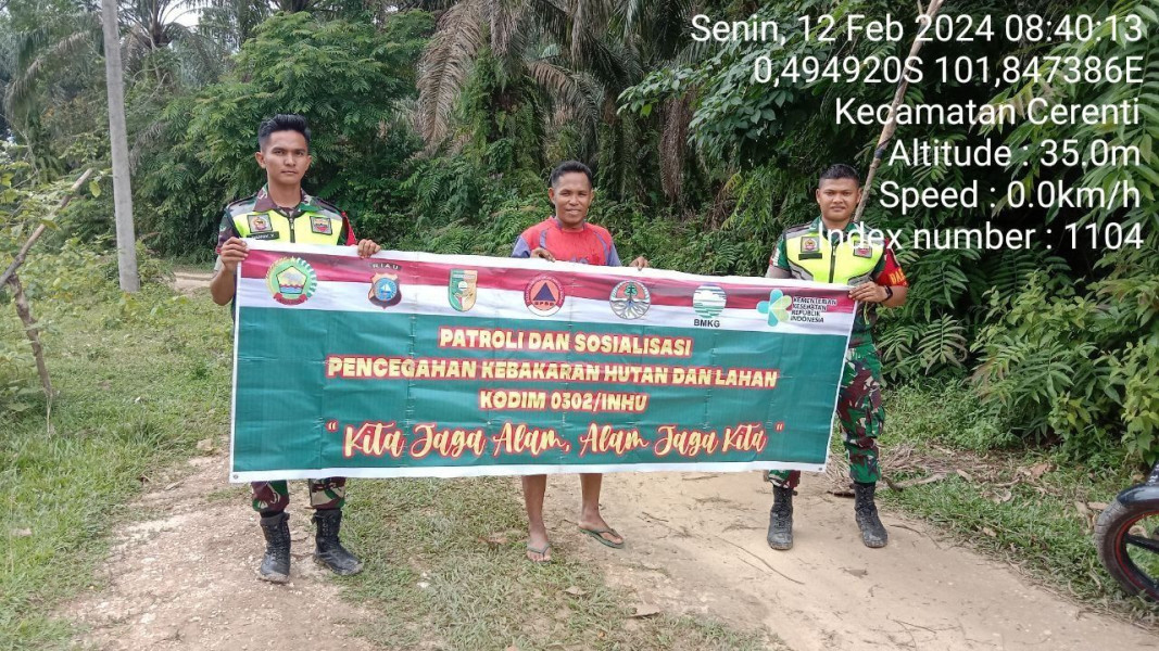 Pastikan Beba Dari Karhutlah Babinsa    Koramil 06/ Cerenti Kodim 0302/Inhu Melaksanakan Patroli