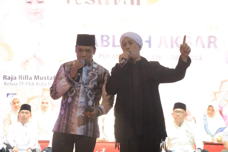 Ribuan Warga Tumpah Ruah, Penutupan Pekan Maulid Festival Berlangsung Meriah