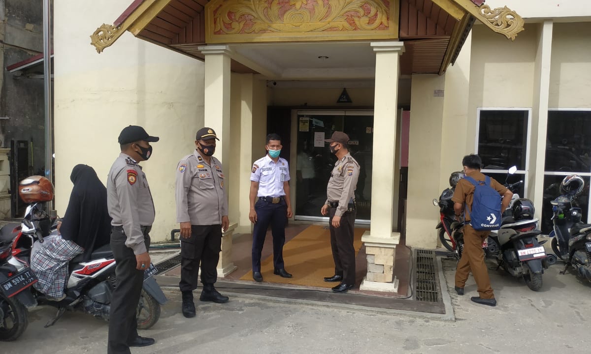 Patroli C3, Polsek Pangkalan Kerinci Imbau Warga Waspadai Aksi Kriminal